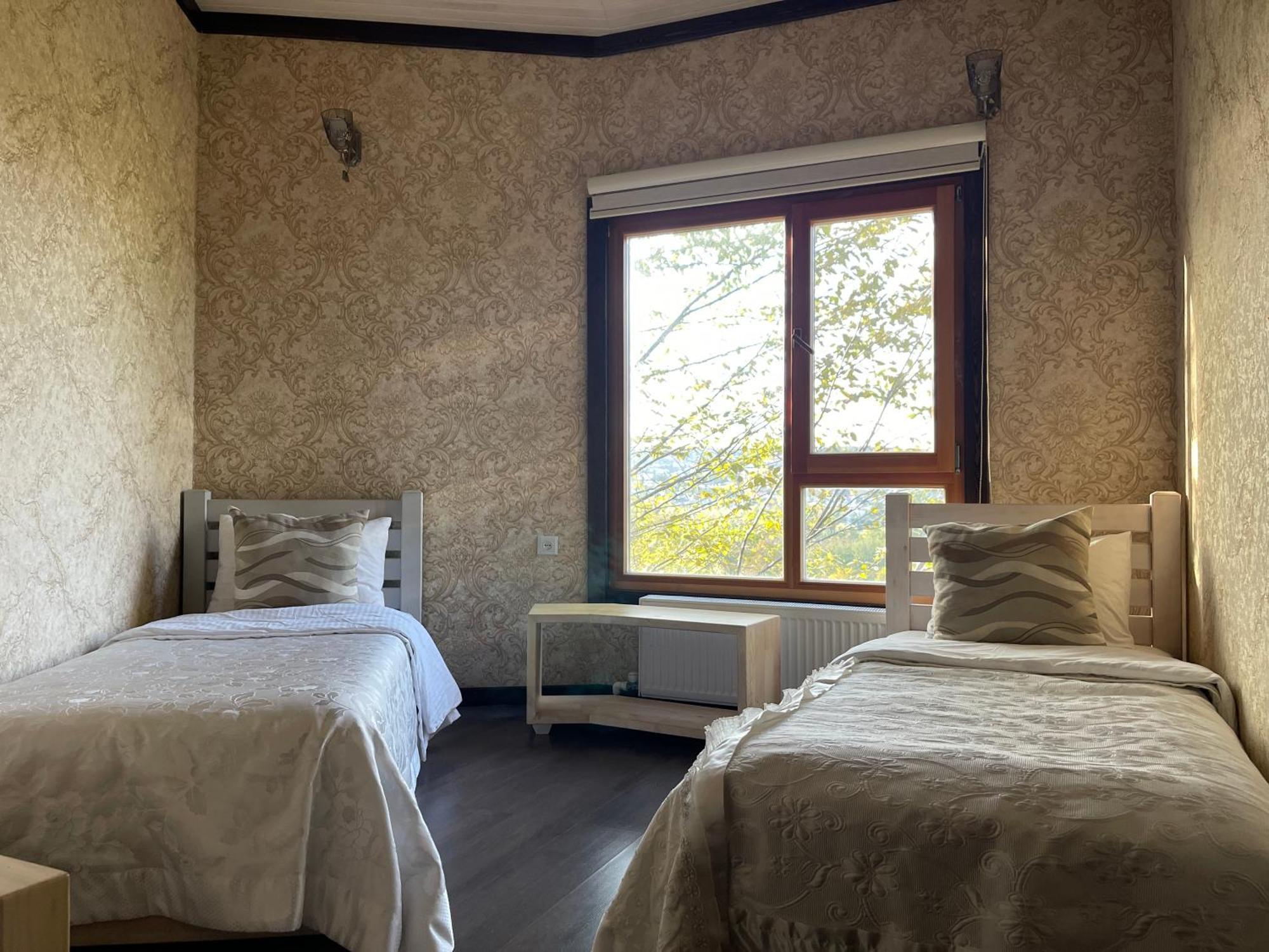 Ladera Resort Qusar Rom bilde